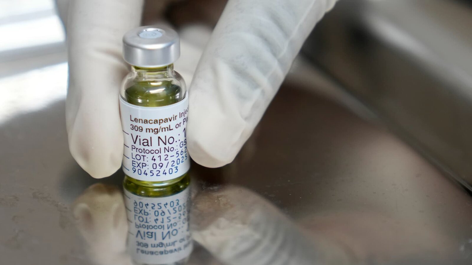 Tratamiento contra el VIH aprobado por la FDA promete menor carga farmacológica