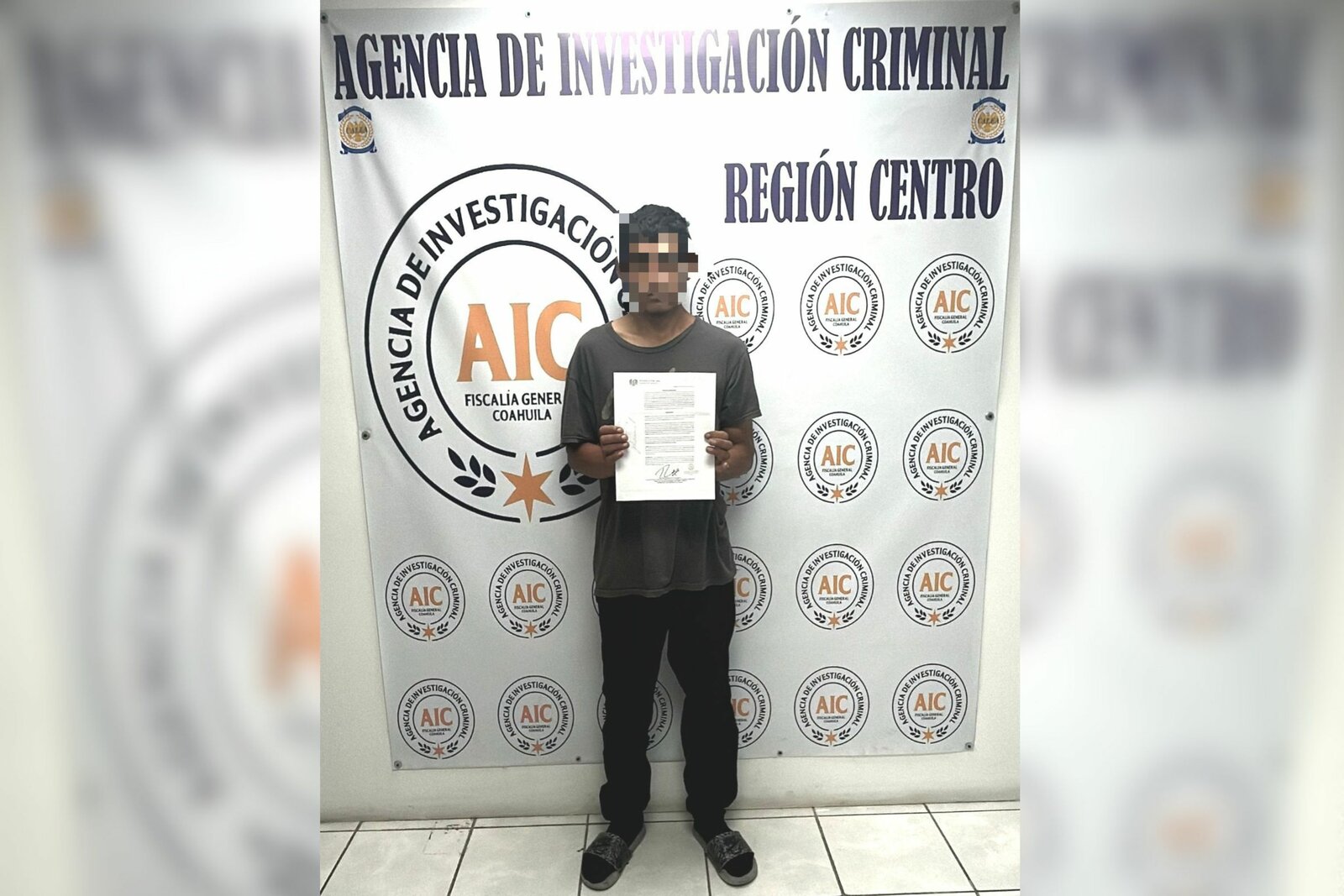 Detectives esperaban afuera de las celdas; hombre volvió a caer por robo violento