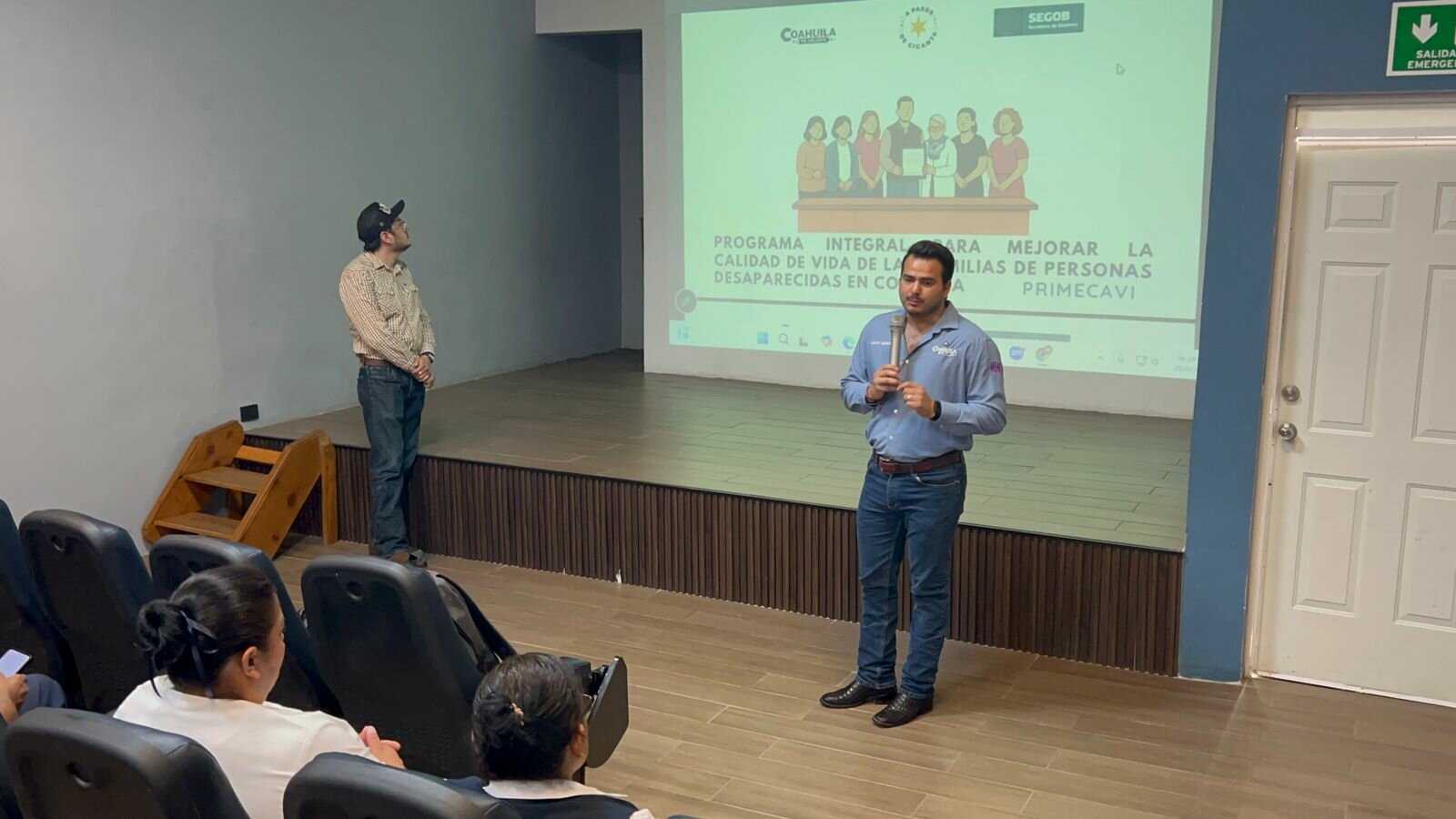 Capacitan personal de salud para atender familias de desaparecidos en Coahuila