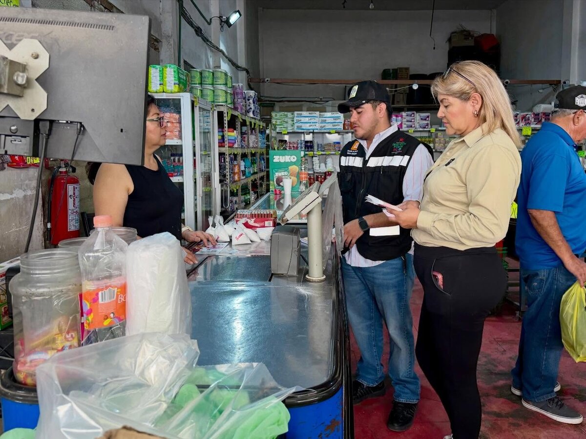 Refuerzan acciones de orden y limpieza en el sector comercial de la Alianza