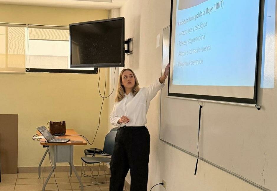 Instituto Municipal de la Mujer fortalece la cultura de la legalidad en estudiantes de la UAdeC