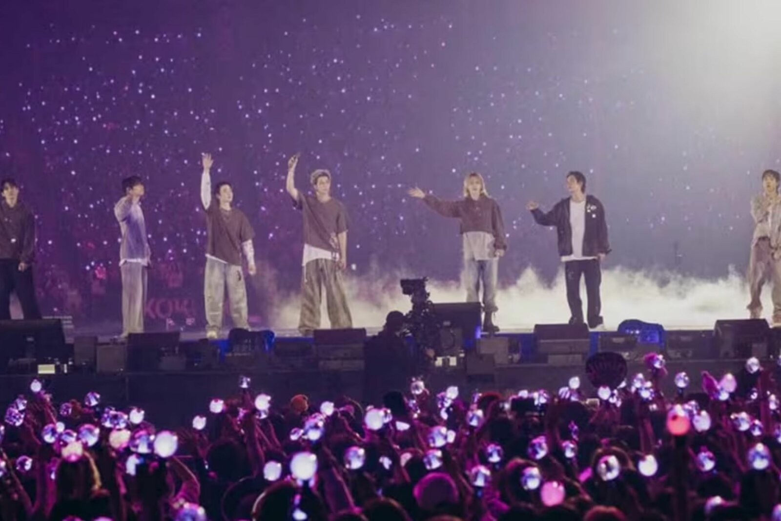 BTS suma cinco semanas en el Billboard Hot 100 con “Swim” y “Body To Body”