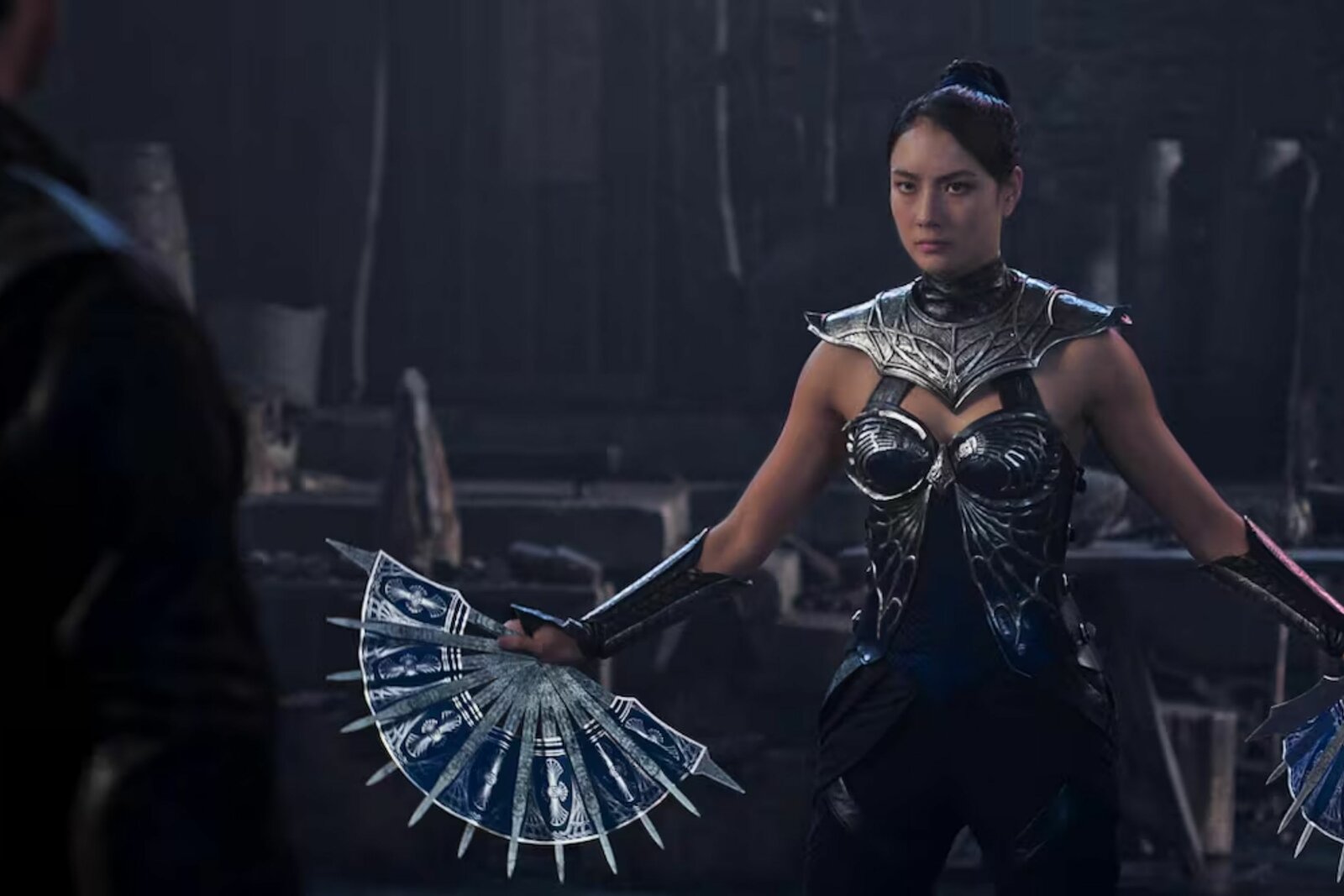 “Mortal Kombat II” suma nuevos personajes: quiénes son Kitana, Shao Kahn y más