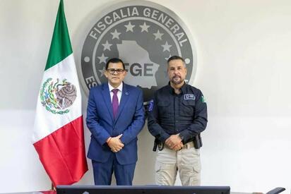 Autoridades de Chihuahua designan nuevo encargado de la AEI tras fallecimiento del titular en accidente carretero, junto a agentes internacionales, en un hecho