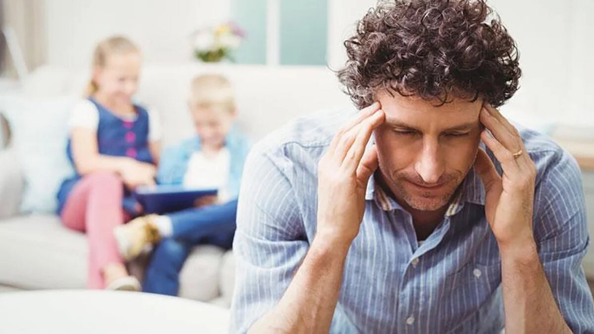 Síntomas que muchos atribuyen al estrés y podrían tener otra causa 