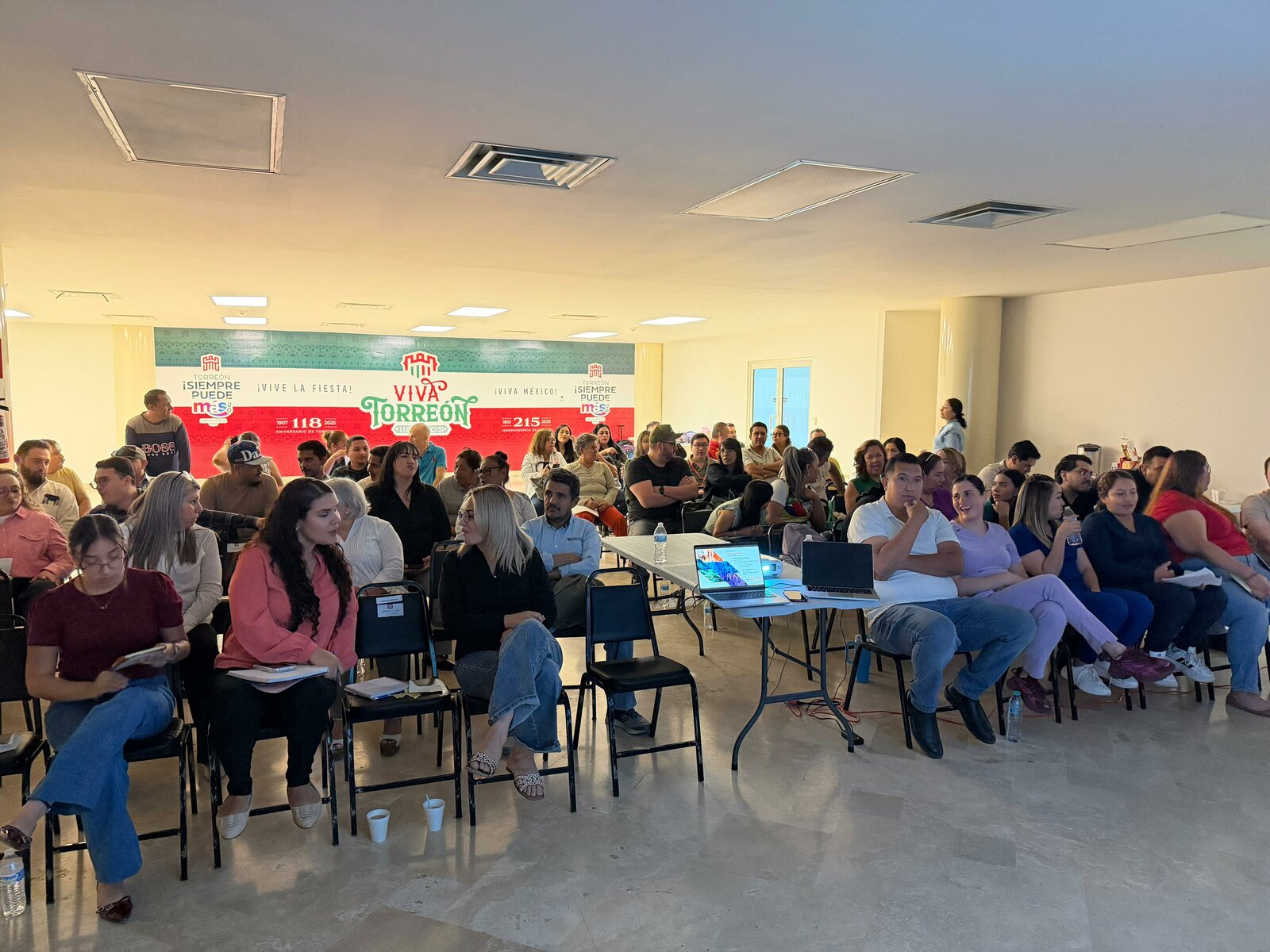 Fortalecen capacidades del personal municipal con el curso “Atención, imagen y servicio al cliente para Servidores Públicos”