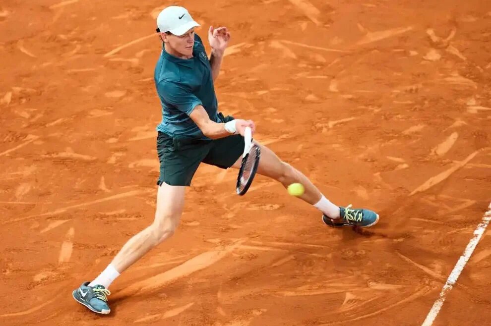 Jannik Sinner vence a Arthur Fils y avanza a la final del Mutua Madrid Open