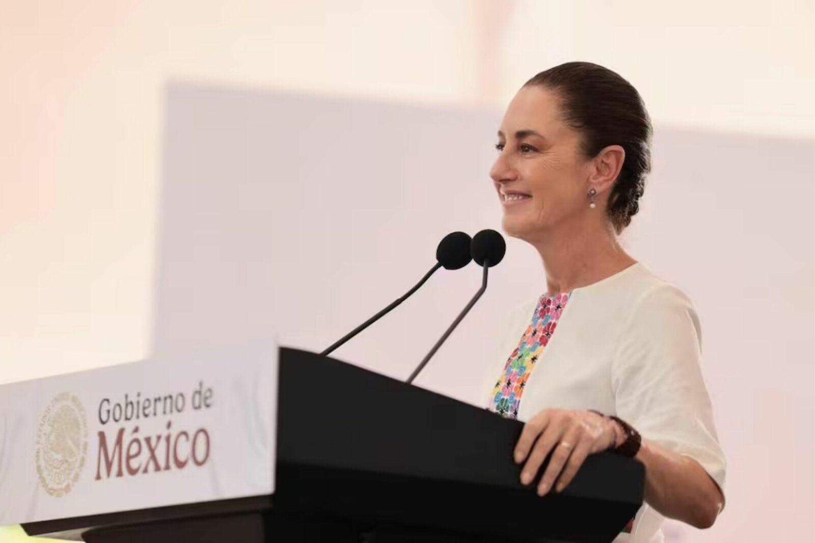 Claudia Sheinbaum exhorta a defender la identidad cultural mexicana