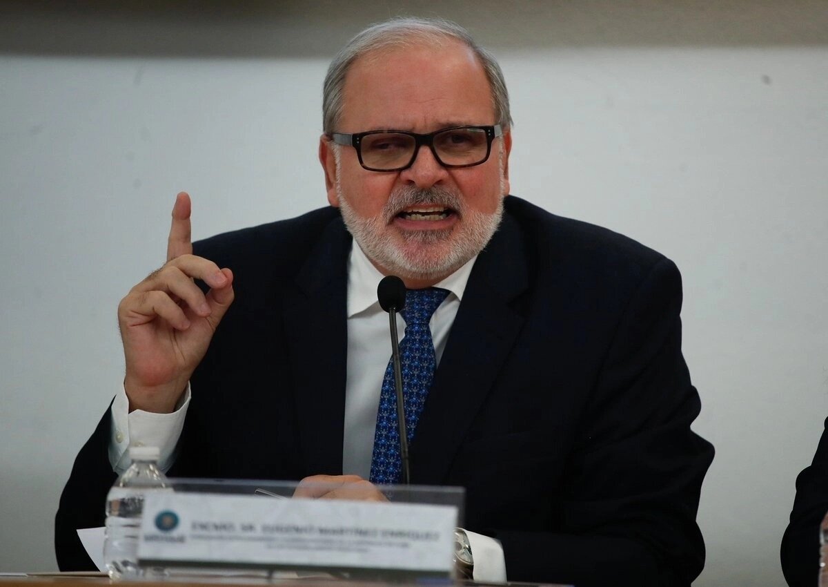Embajador de Cuba en México rechaza amenaza de Trump sobre la isla