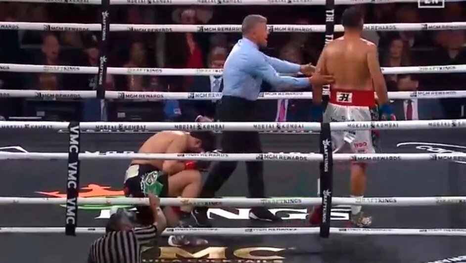 David Benavidez noquea a Zurdo Ramírez y es nuevo campeón crucero de la AMB y OMB