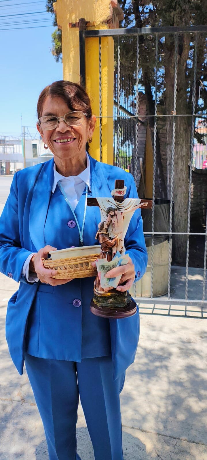 Fe y servicio: vida de Rosa María Guzmán