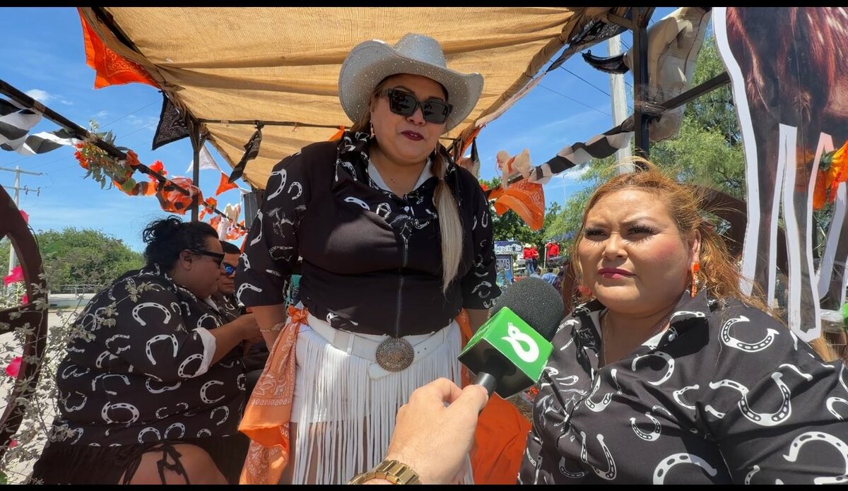 Familias preservan tradiciones en cabalgata anual de Nueva Rosita