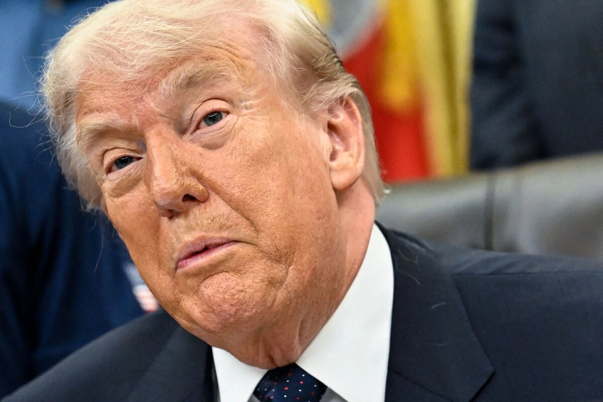 Arrestan a empleado de FAA por amenaza contra Trump