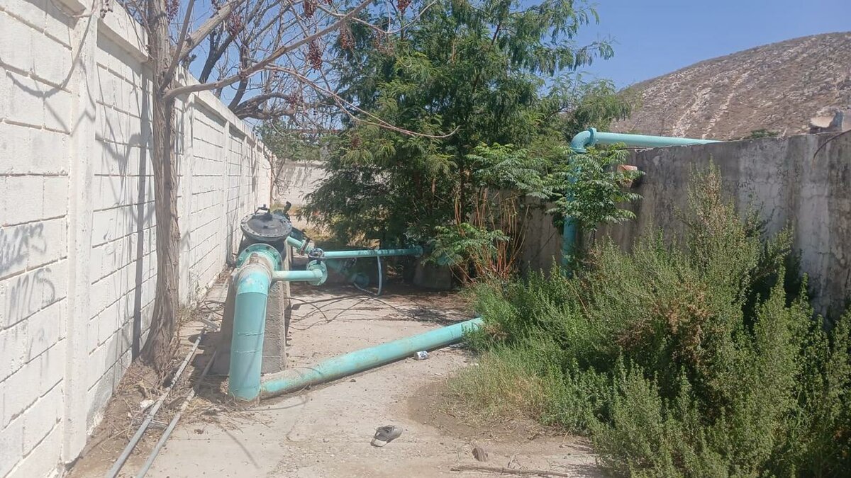 Vandalismo en el tanque de abastecimiento de la colonia Las Luisas provoca desperdicio de agua potable
