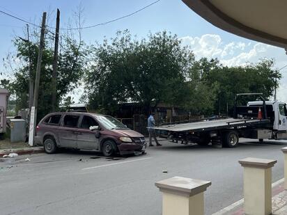 Exceso de velocidad provoca volcadura en Alejo González