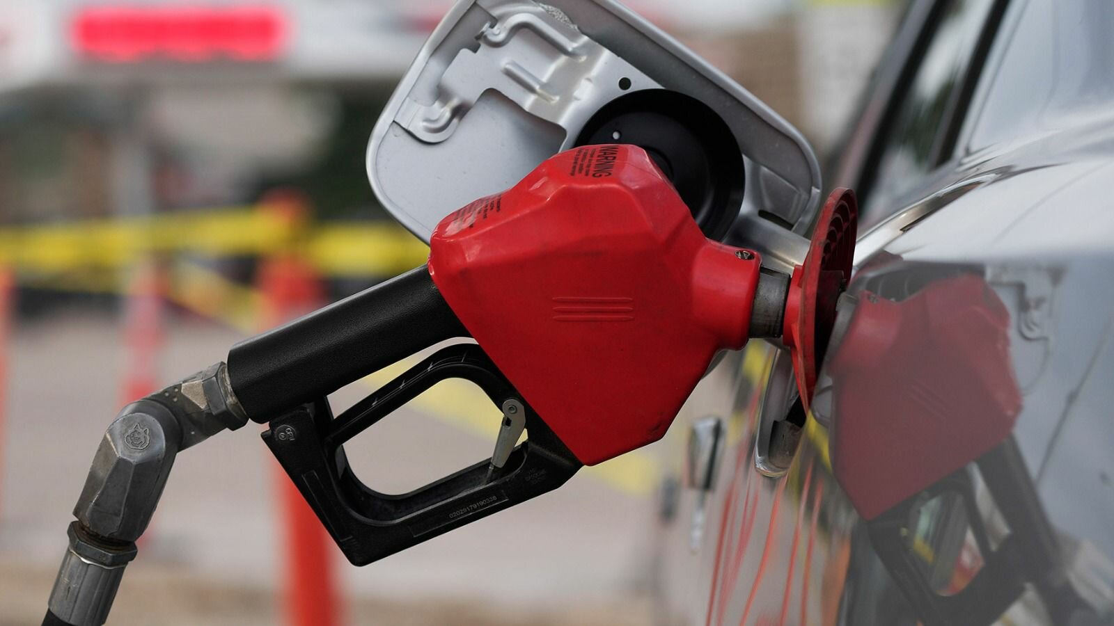 Incertidumbre económica y dependencia energética golpean a las familias mexicanas