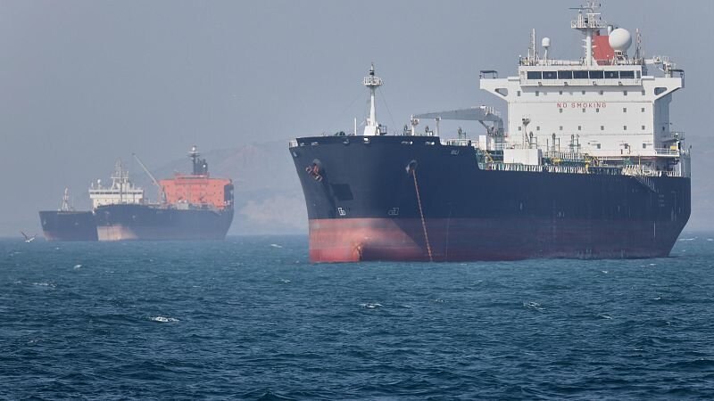 OMI alerta por mil 500 buques atrapados en el Golfo