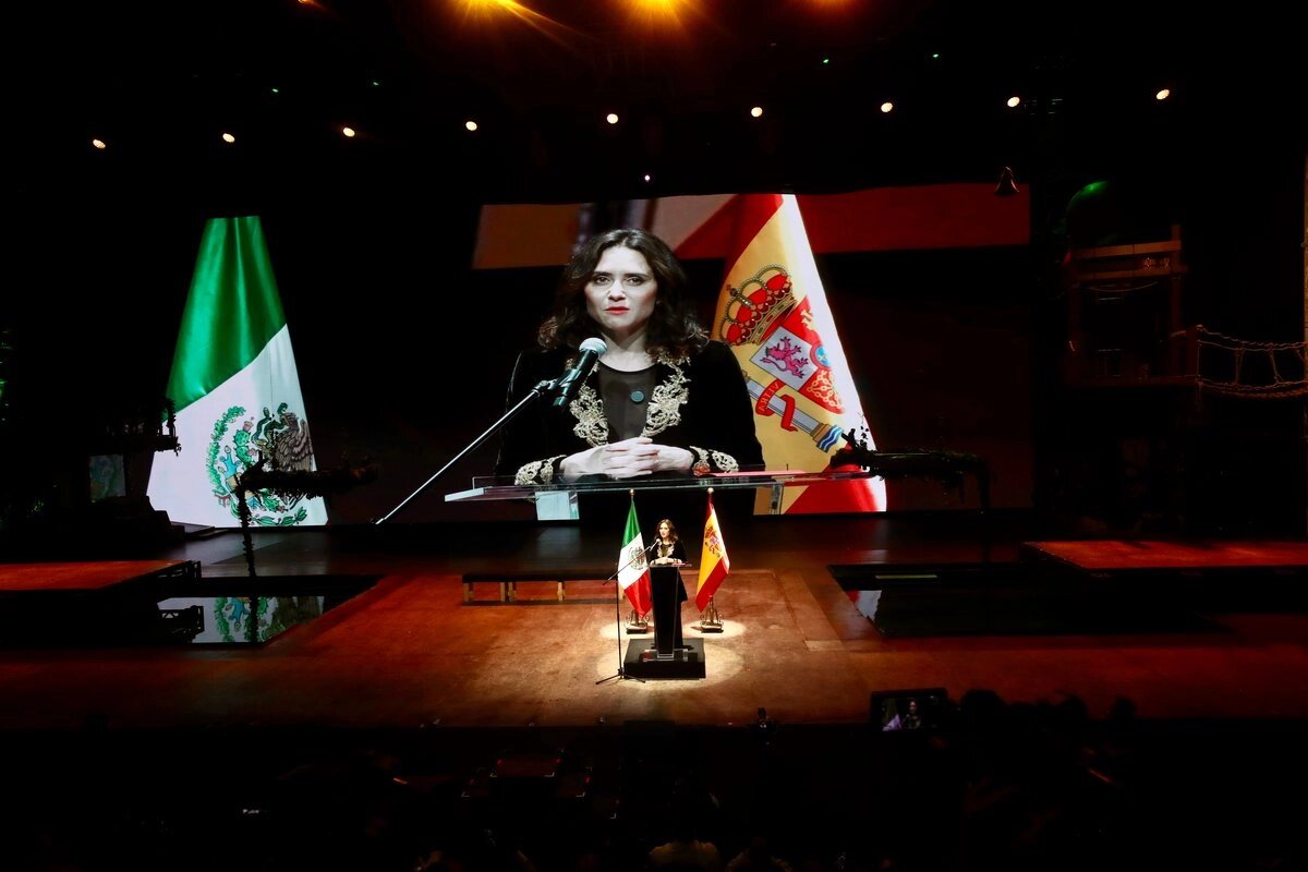 Ayuso suspende viaje a México y regresa de forma anticipada