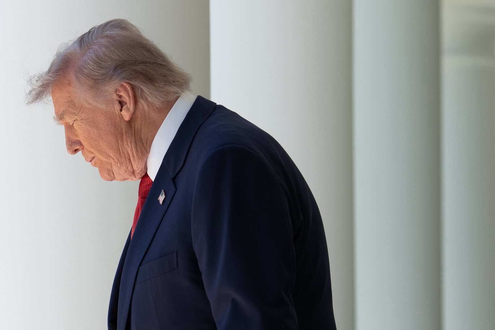 Trump anuncia alto el fuego entre Rusia y Ucrania por tres días