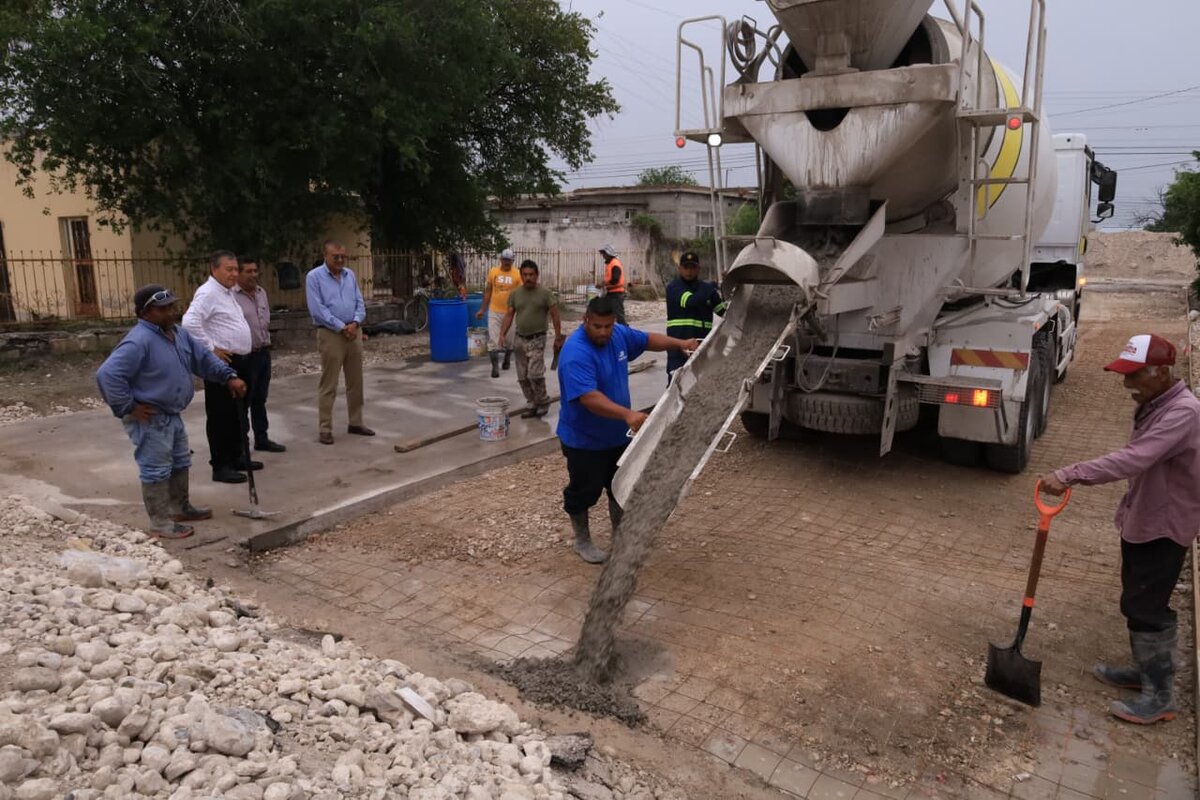 Óscar Ríos supervisa obras de vialidad, drenaje e imagen urbana