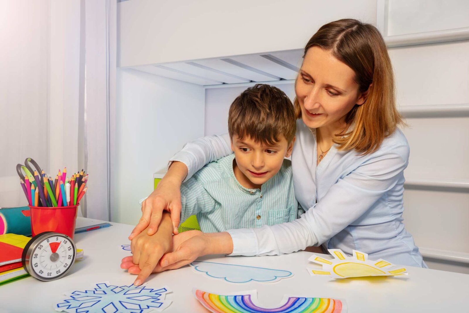 Estimulación magnética cerebral mejora la comunicación en niños con autismo