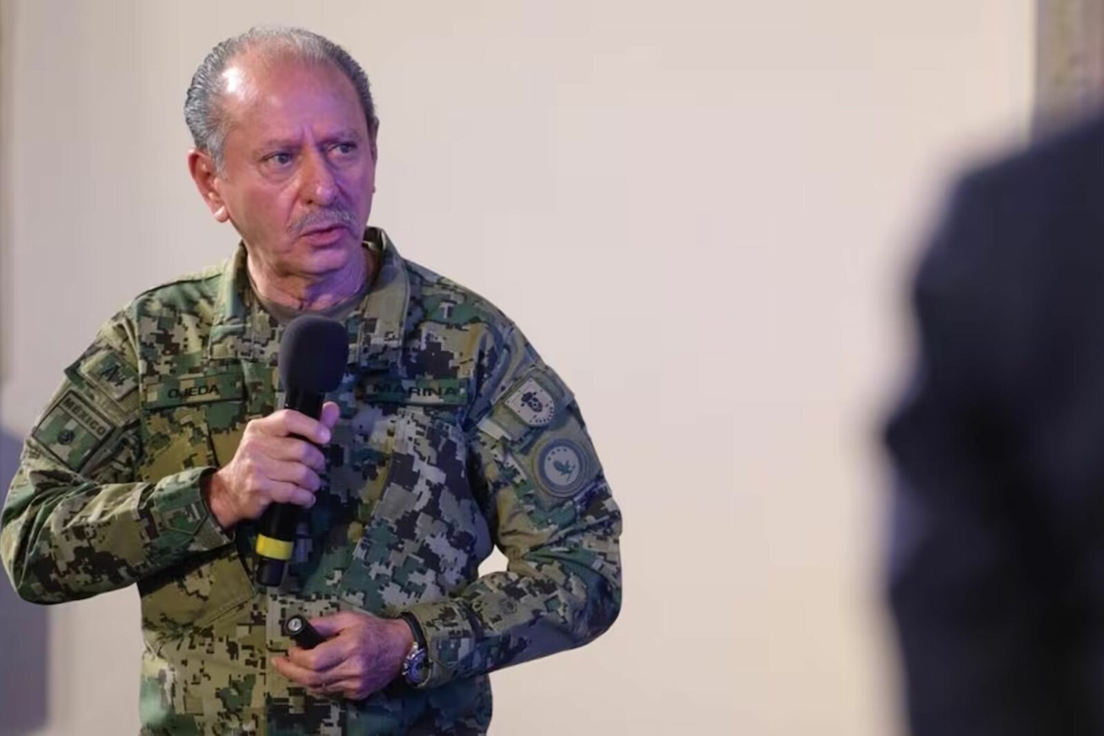 FGR aclara que almirante Ojeda no está requerido en caso huachicol fiscal