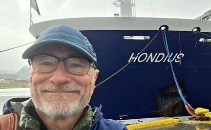 Médico que atendió brote de hantavirus en crucero permanece aislado en EU