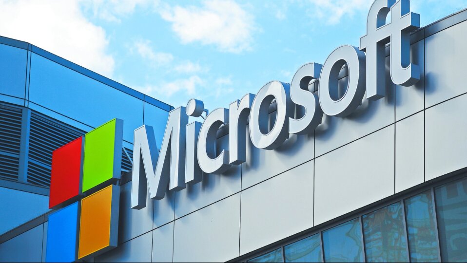 Reino Unido investiga dominio tecnológico de Microsoft empresarial
