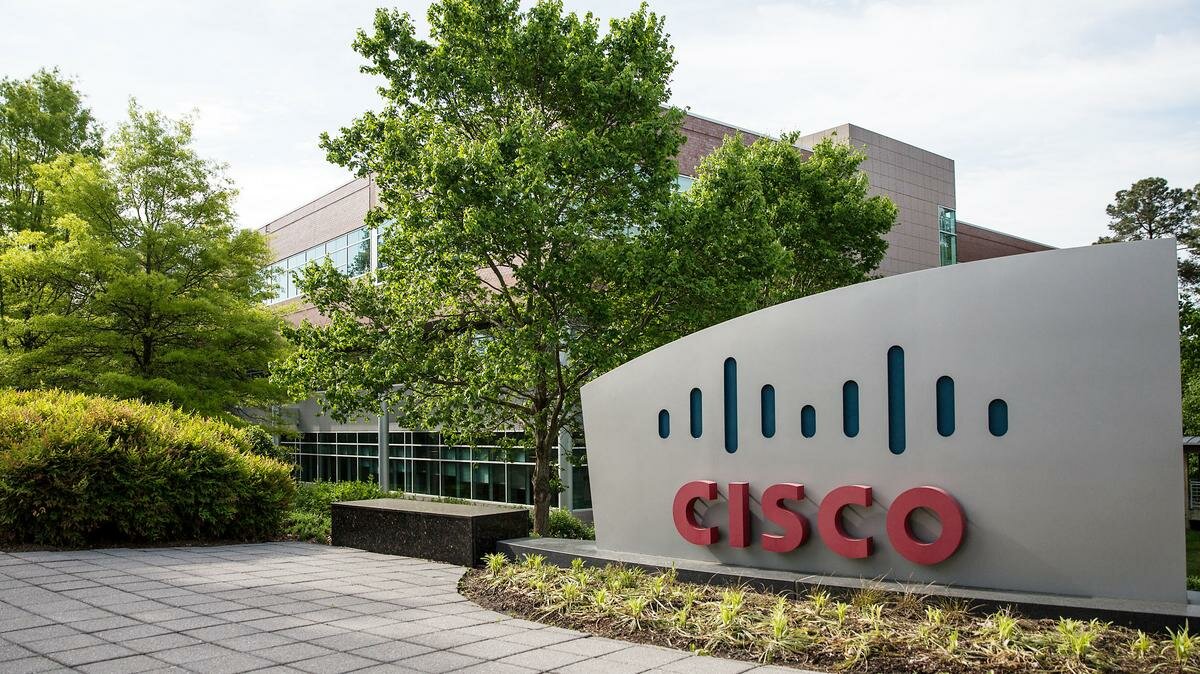 Cisco recortará casi 4,000 empleos por reorganización e IA