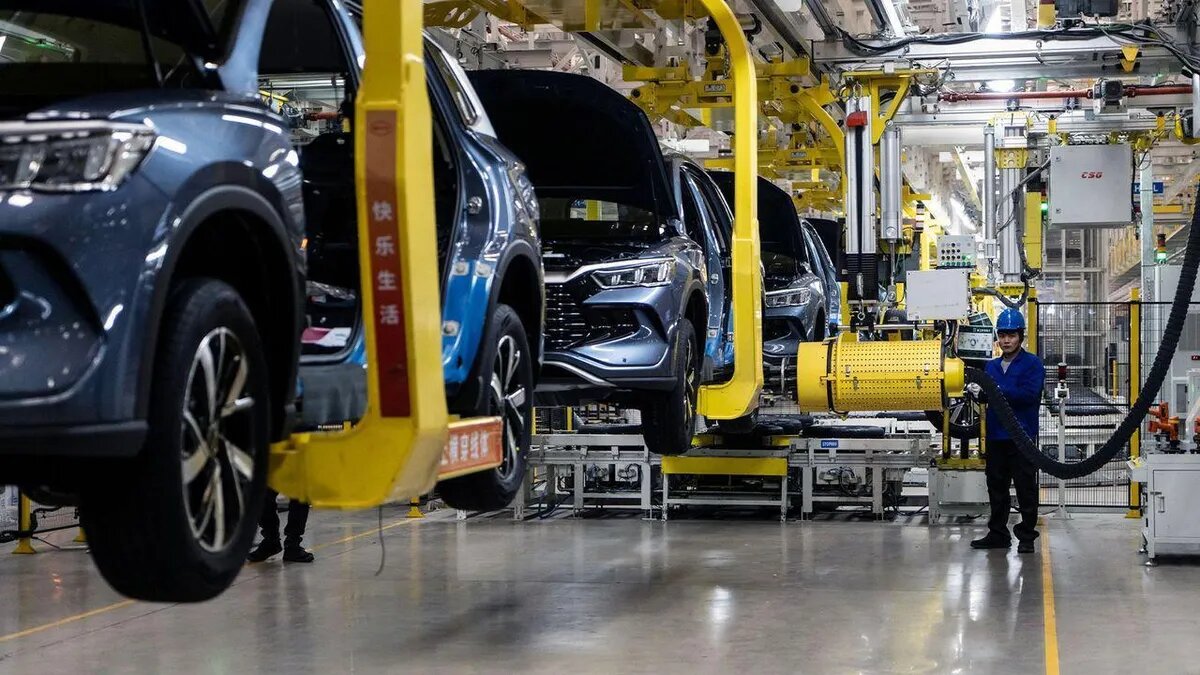Vehículos fabricados en Coahuila llegan a Europa y Medio Oriente
