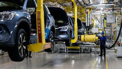 Vehículos fabricados en Coahuila llegan a Europa y Medio Oriente