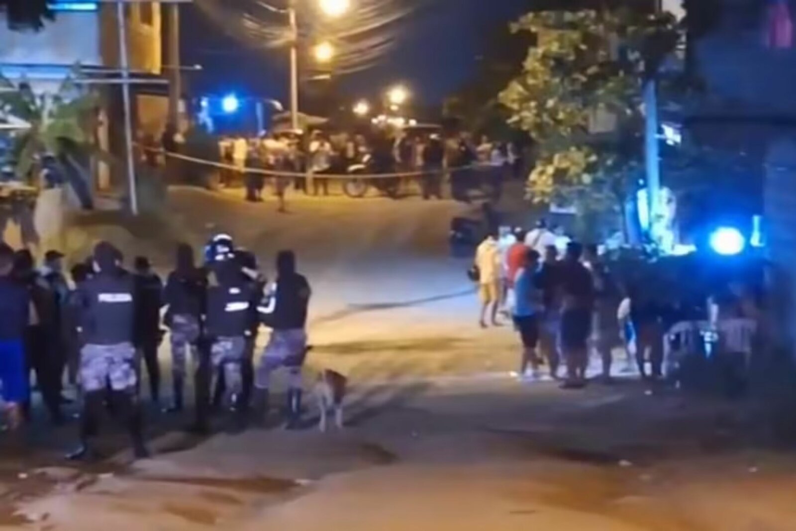 Ataque armado en cancha de voleibol deja 5 muertos en Ecuador