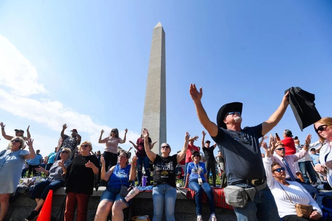 Mitin cristiano en Washington impulsa apoyo a agenda de Trump