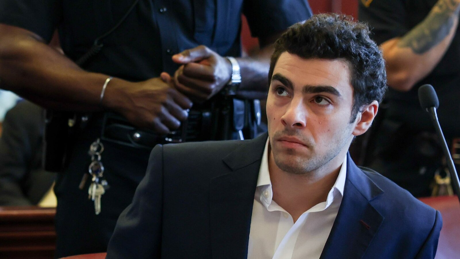 Juez limita uso de pruebas contra Luigi Mangione en caso UnitedHealthcare