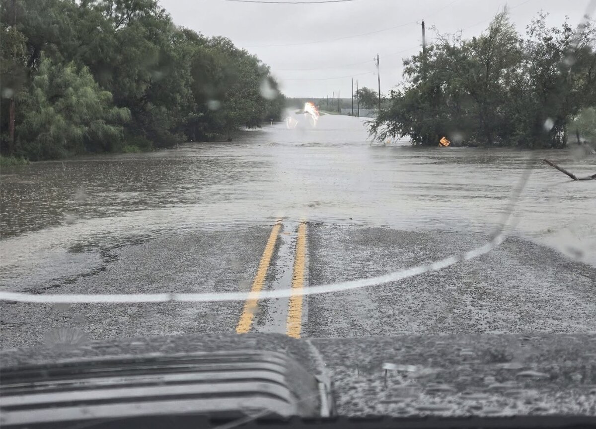 Hasta 6 pulgadas de precipitación podrían generar inundaciones repentinas