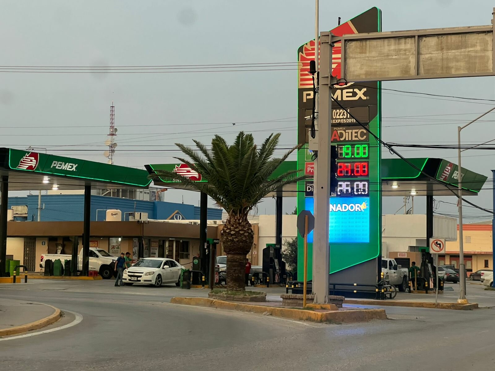 Problemas de distribución alteran suministro de gasolina en Piedras Negras