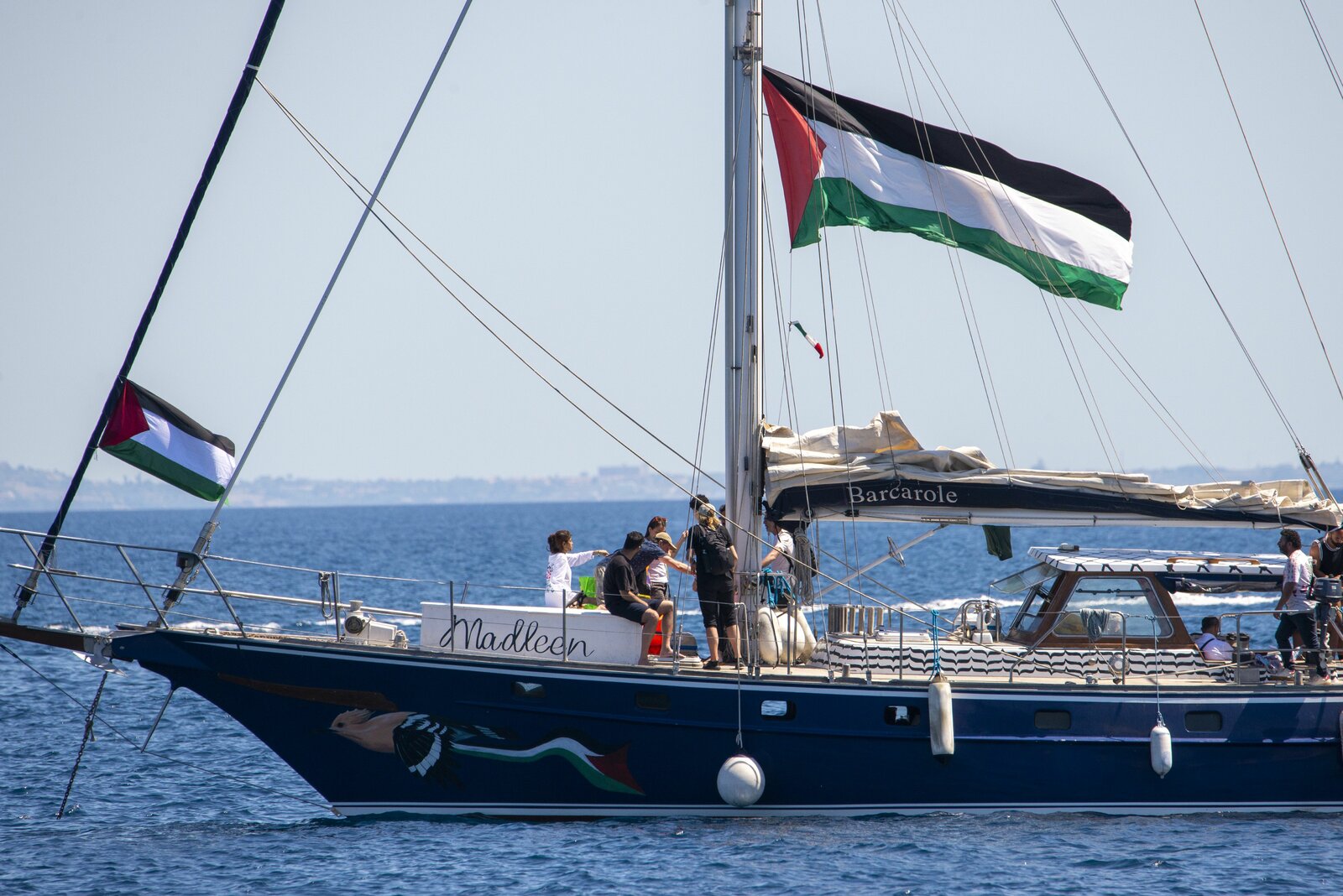 Israel intercepta 48 barcos rumbo a Gaza y detiene a unos 100 activistas