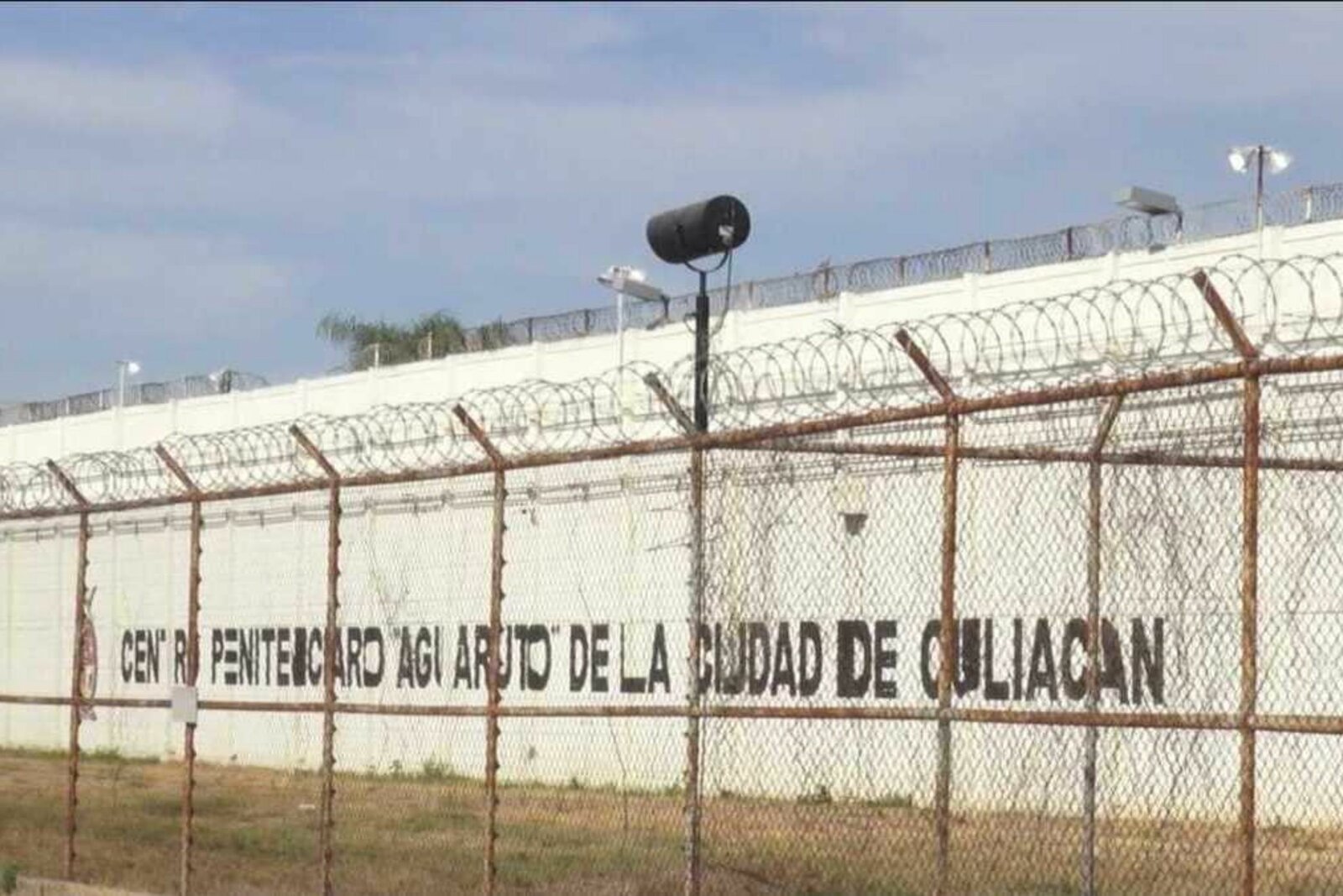 Muere interno del penal de Culiacán por presunto suicidio