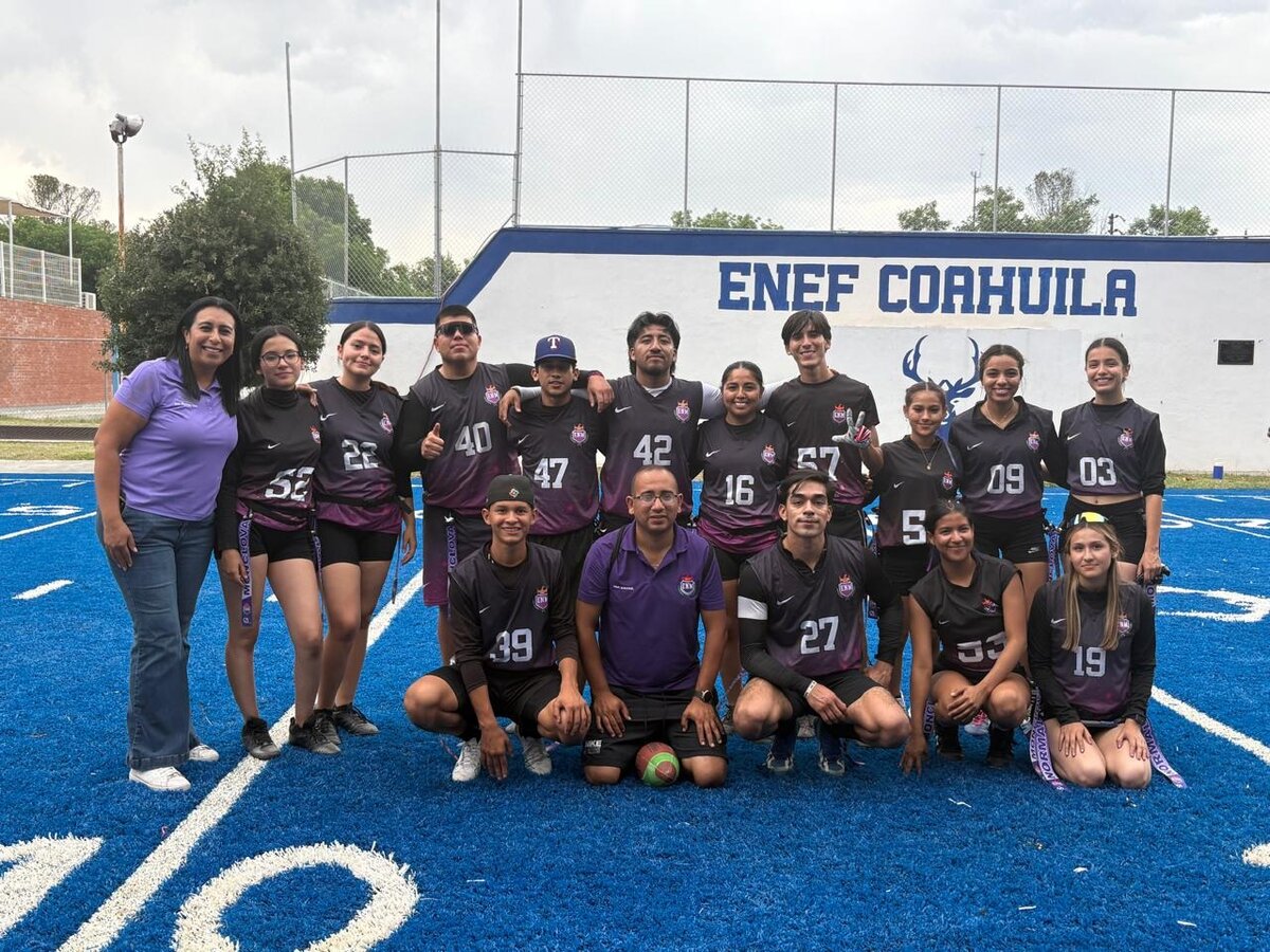 Normalistas avanzan en estatal de tochito