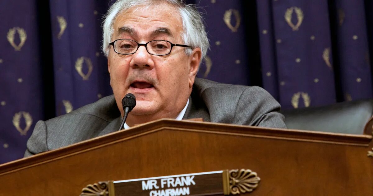 Muere Barney Frank, impulsor de la reforma financiera Dodd-Frank