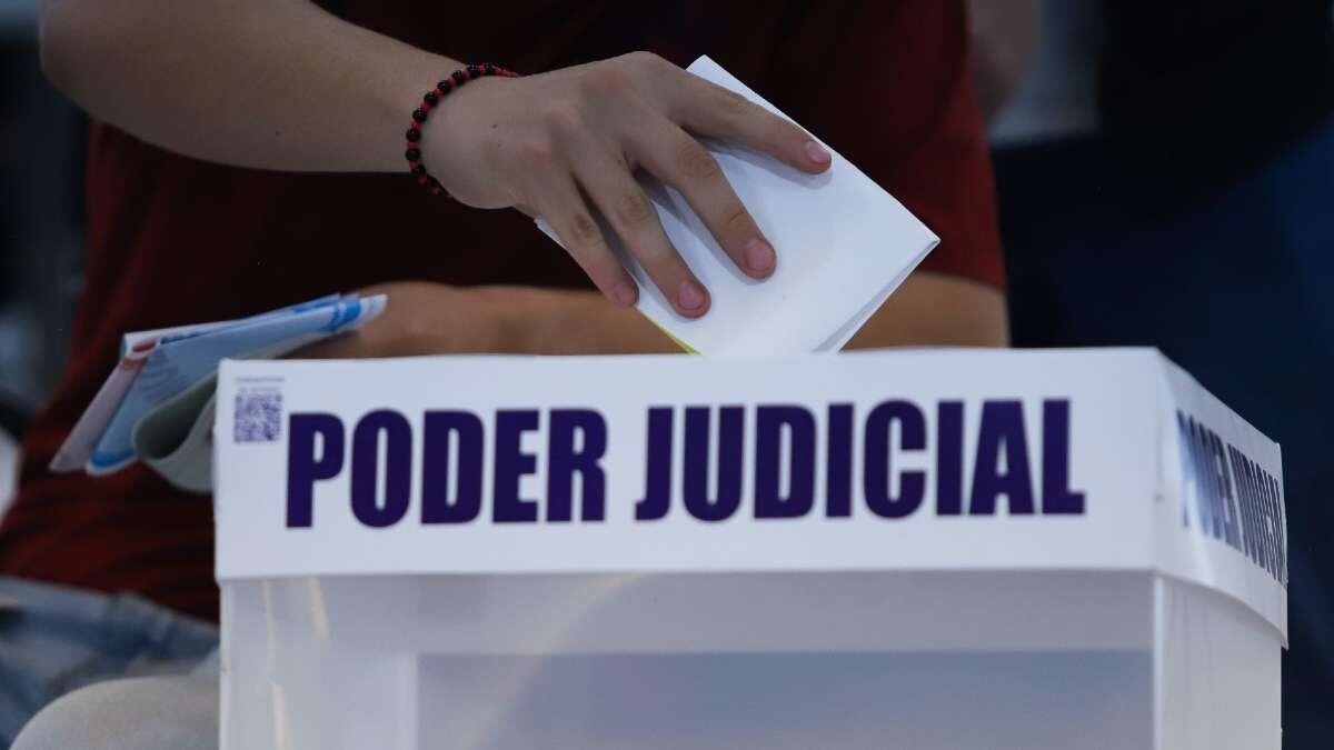 Sheinbaum envía iniciativa al Senado para aplazar elección judicial a 2028