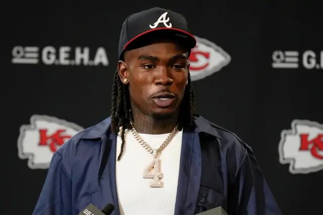 Rashee Rice enfrenta cirugía y cárcel en plena pretemporada NFL