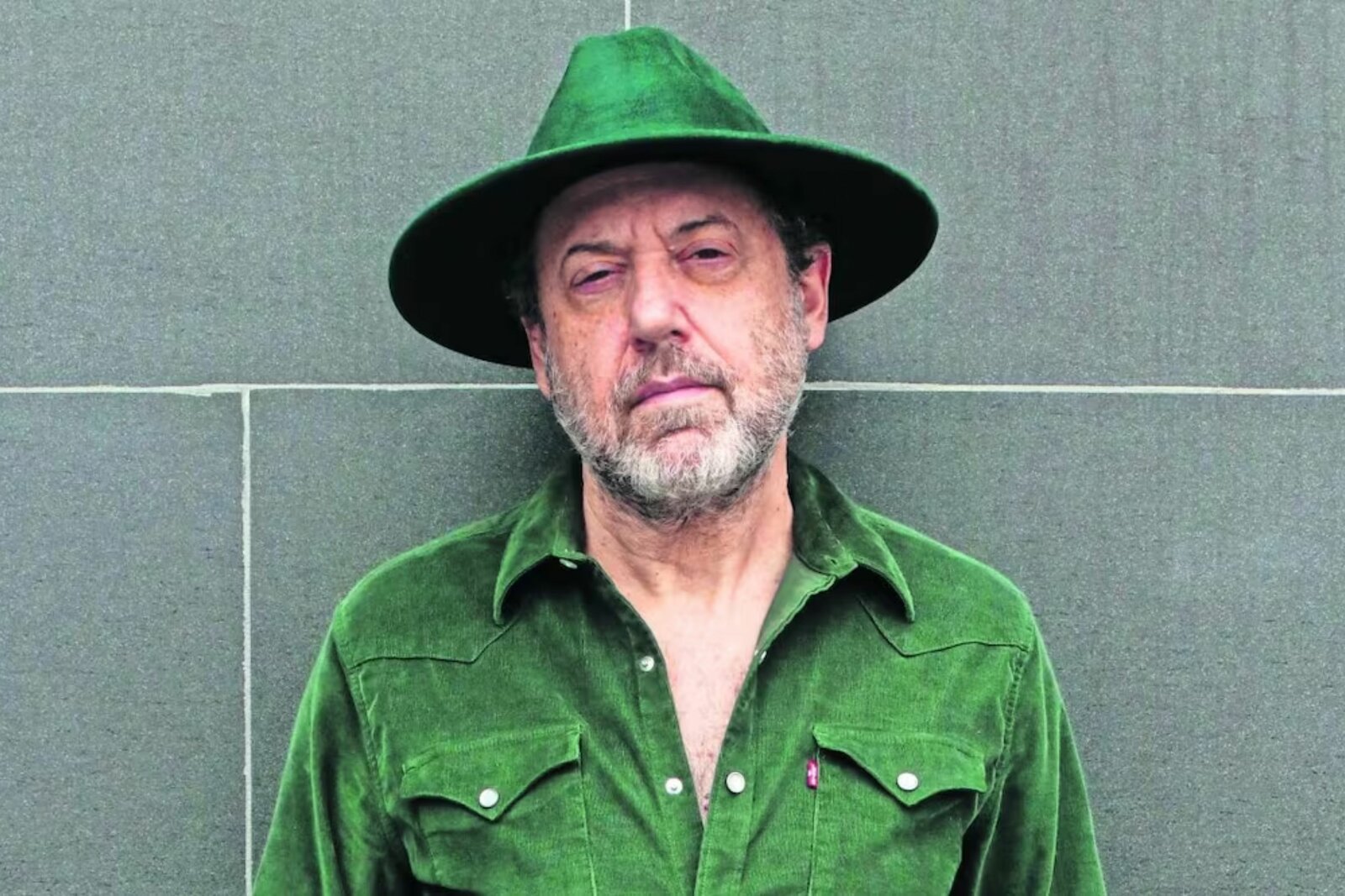 Alejandro Marcovich sigue delicado tras derrame cerebral, confirma amigo