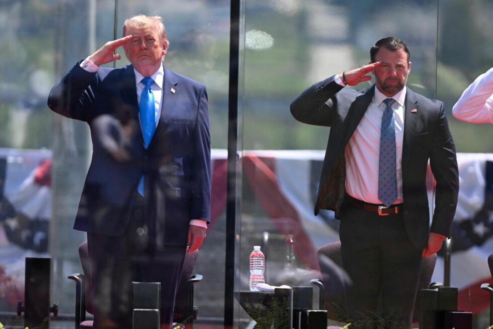 Amenaza de Trump a aeropuertos inquieta a industria turística en EU