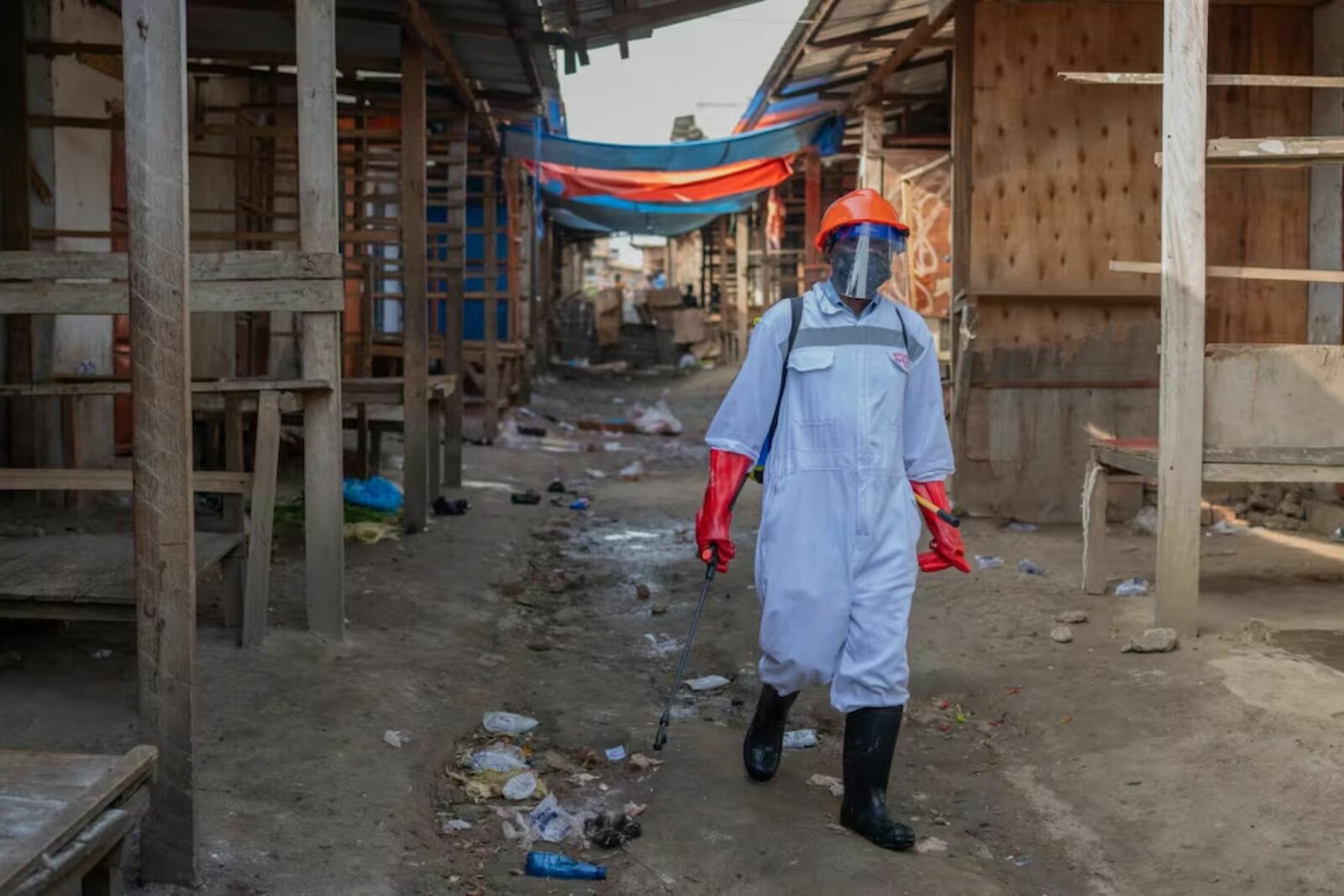 Ébola deja más de 200 muertos en República Democrática del Congo