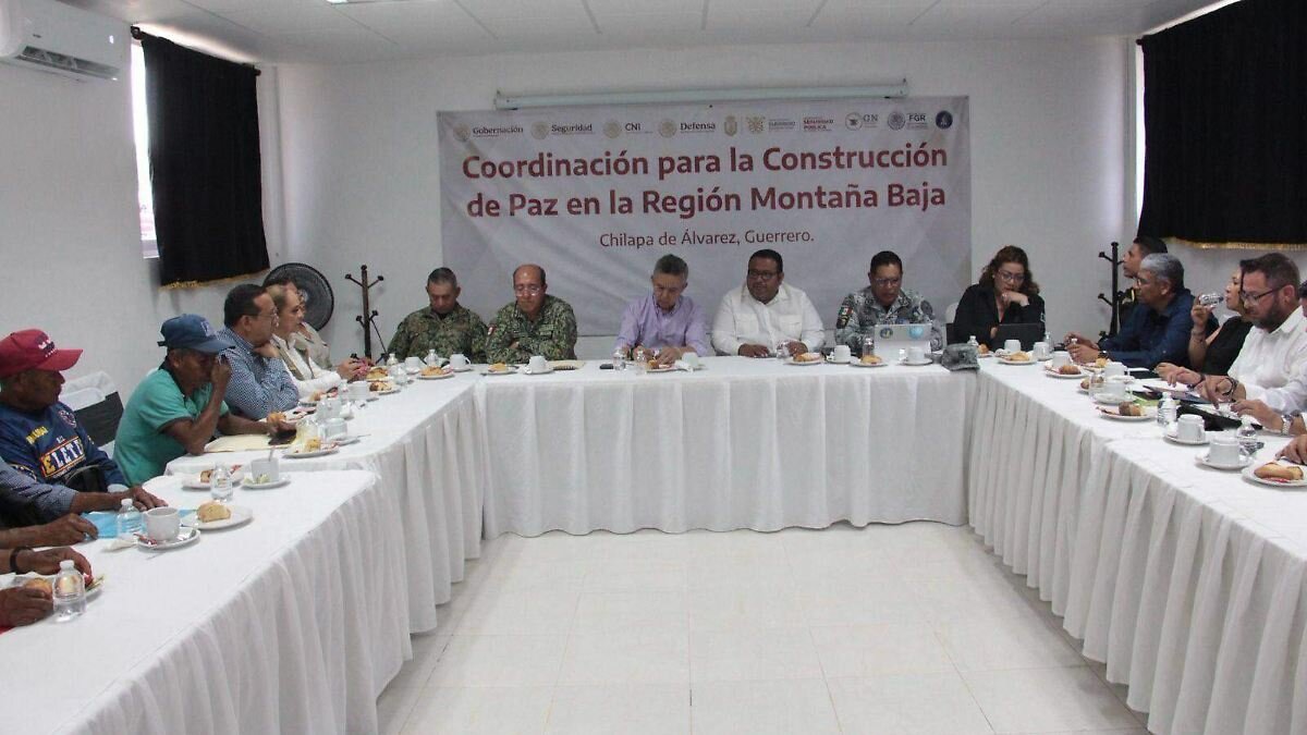 Nueve alcaldes dejan mesa para construcción de la Paz en Guerrero