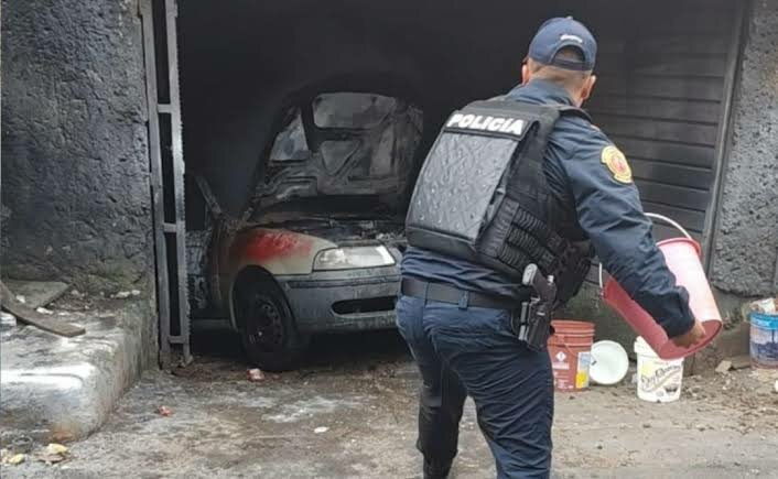 Incendio en vivienda de Álvaro Obregón consume 80 metros cuadrados