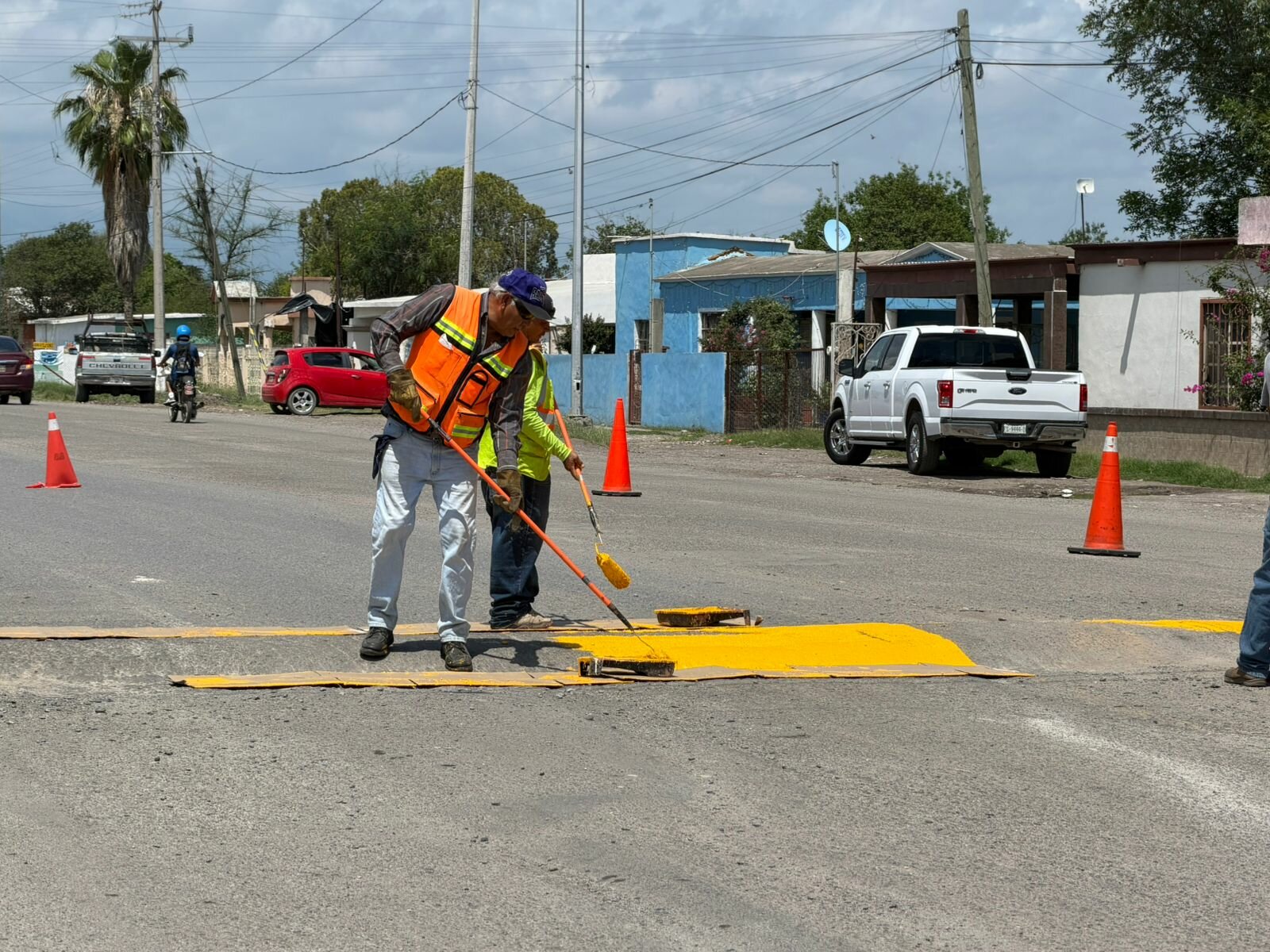 Avisan trabajos de señalización vial sobre bulevar Miguel Hidalgo en Palaú