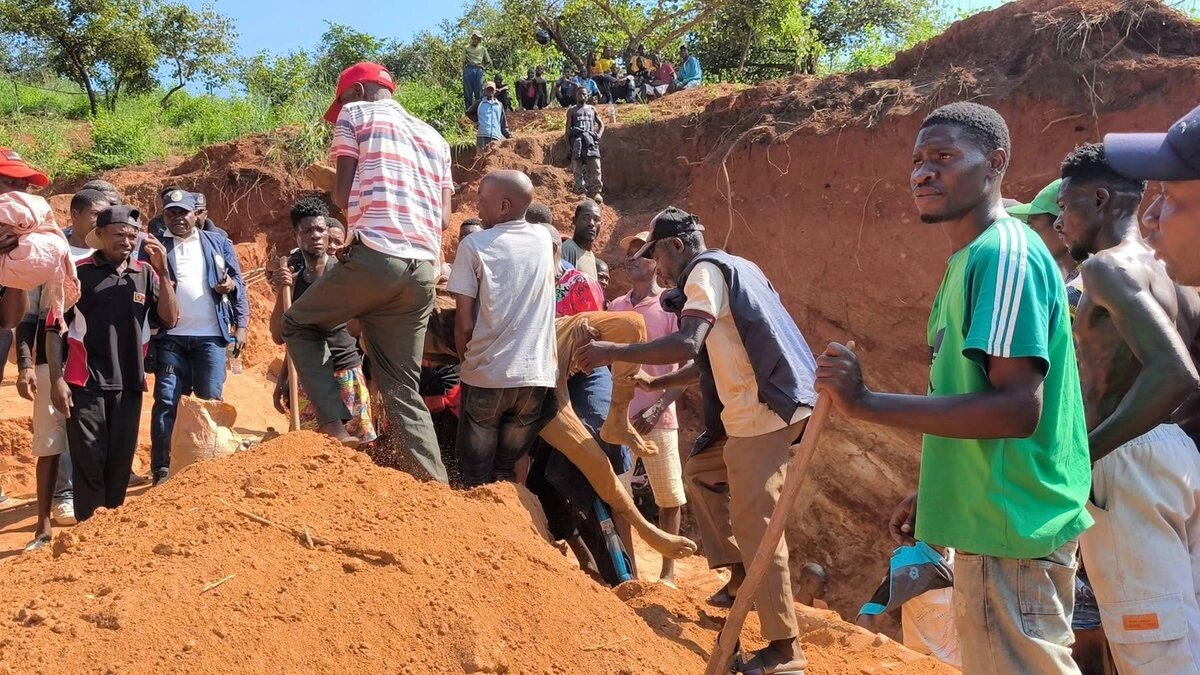 Deslizamiento en mina ilegal de oro deja 28 muertos en Angola