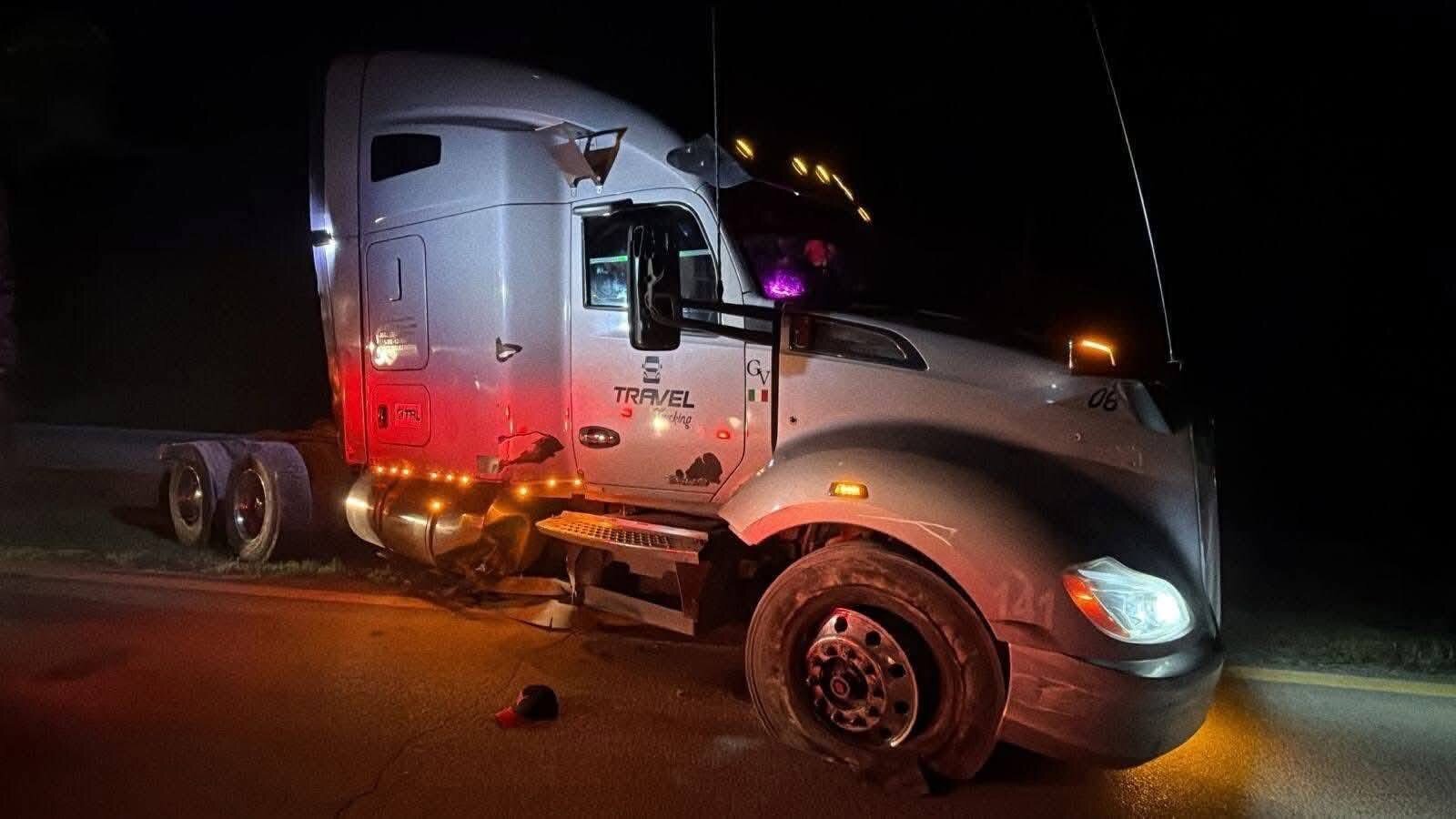 Mujer y menor lesionados tras accidente en la carretera Morelos-Nava